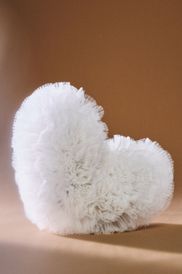 SELEZZA LONDON ハートチュールクラッチバッグ Selezza London Heart Tulle Clutch Bag | Anthropologie