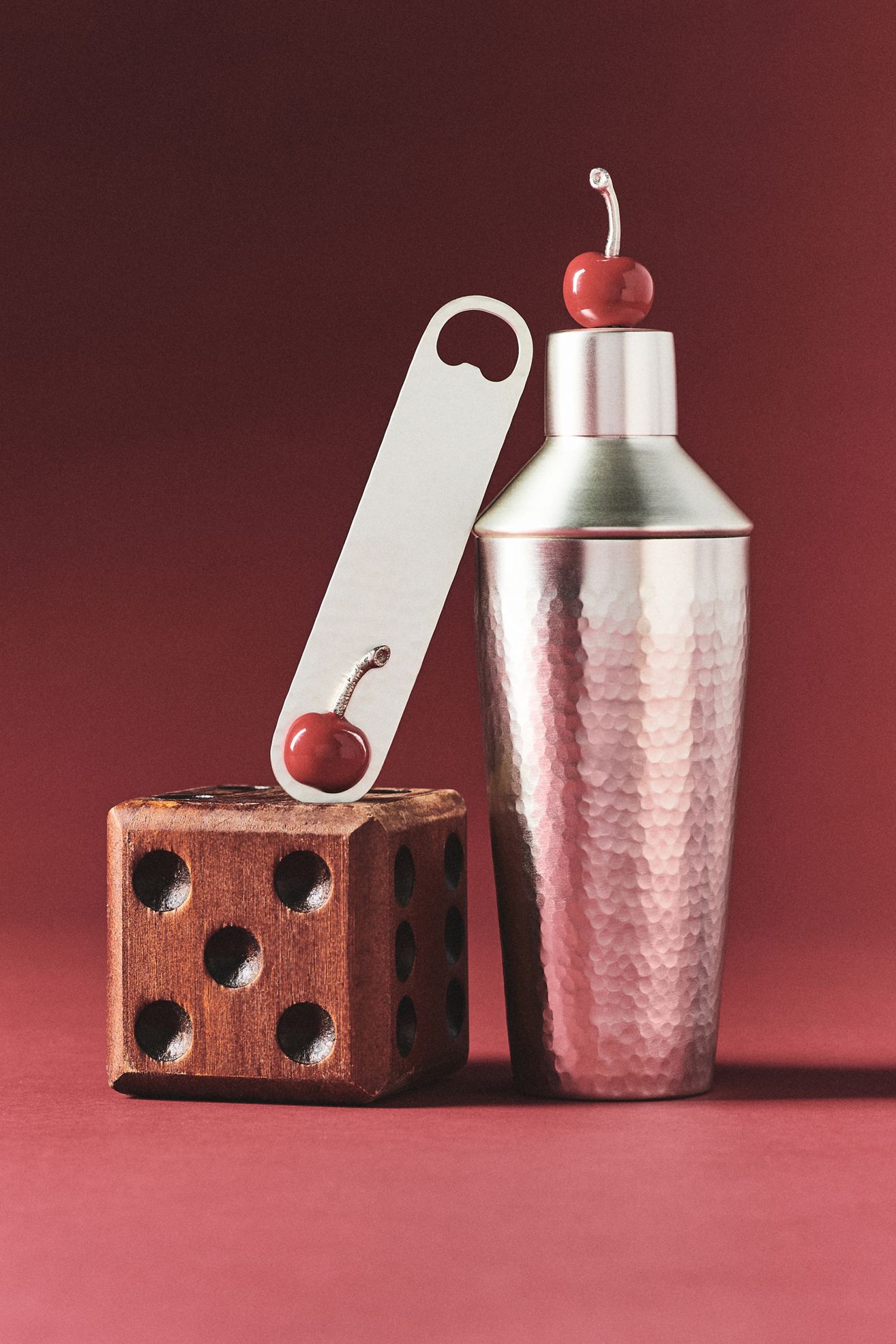 Garnish Cocktail Shaker - Red, One Size