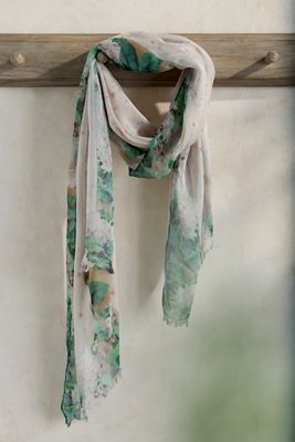 Garden Frame Scarf