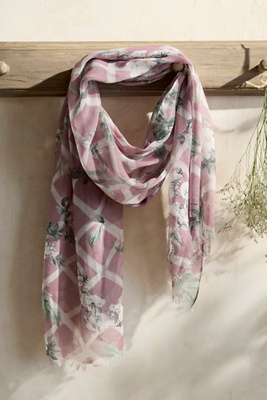 Elizabeth Gillett Rose Lattice Scarf In Pink
