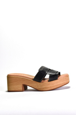 Cordani Marley-2 Wood-bottom Heels In Black