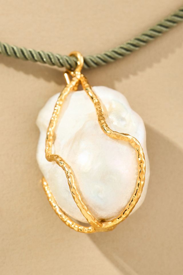 Maison Irem Mulberry Pearl Pendant Necklace #1