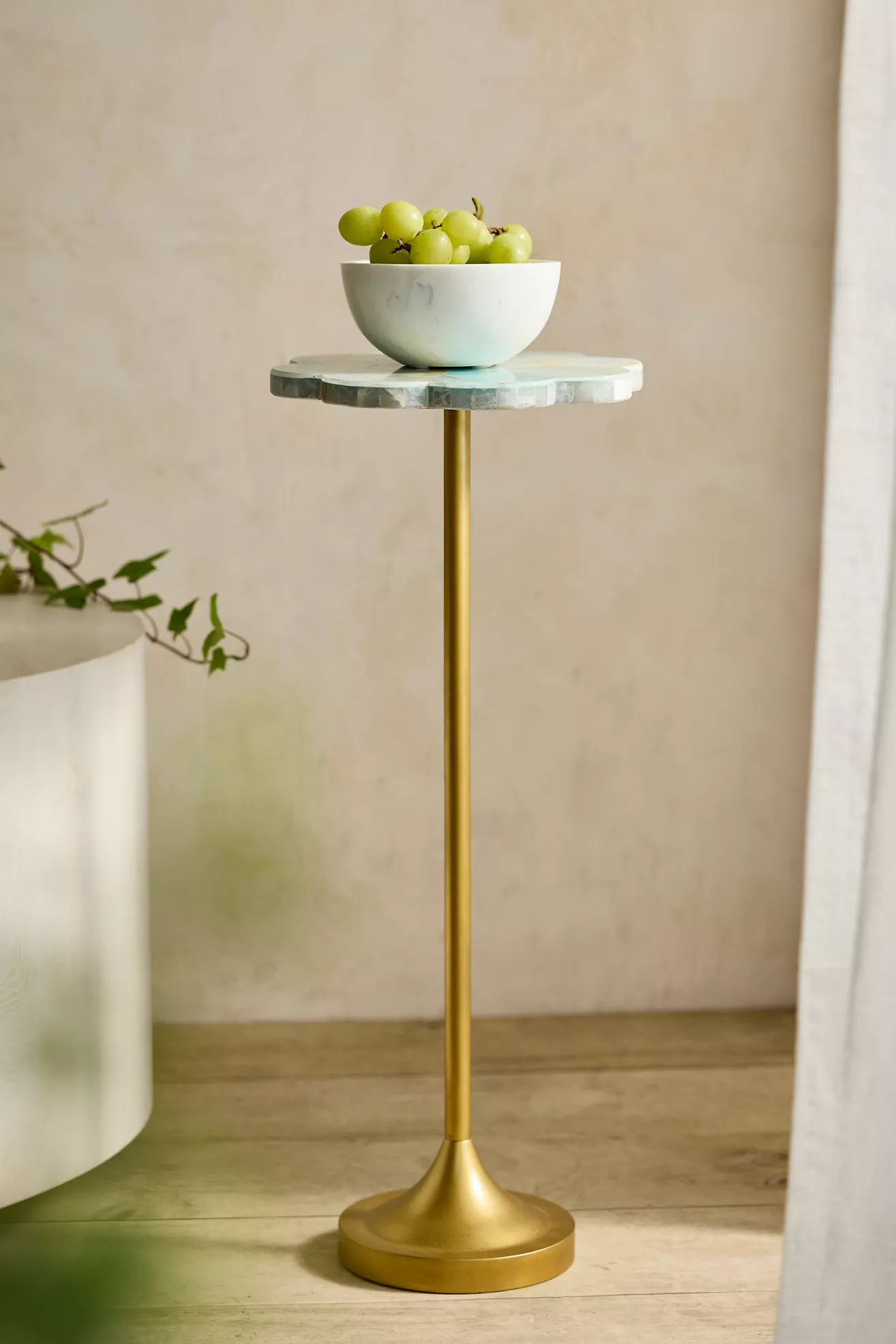 Flower Side Table - thumbnail 3