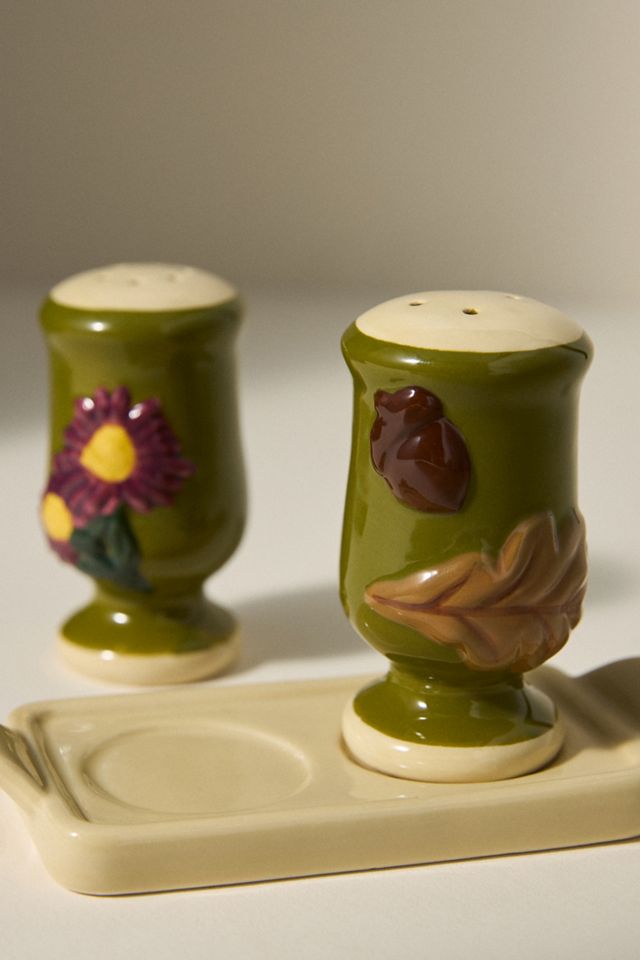 The Faye Icon Stoneware Salt & Pepper Shaker Set #3