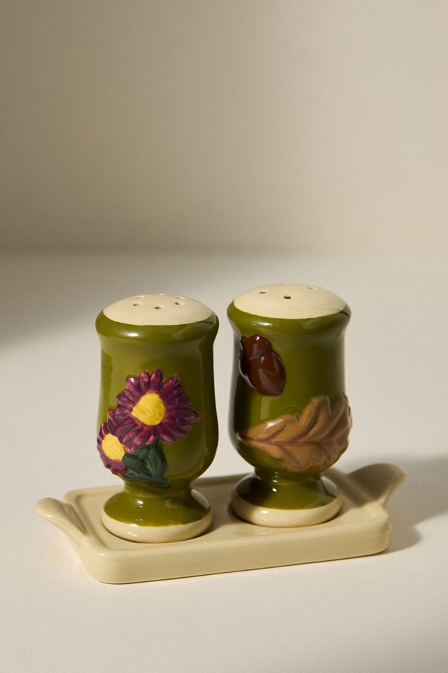 The Faye Icon Stoneware Salt & Pepper Shaker Set #2