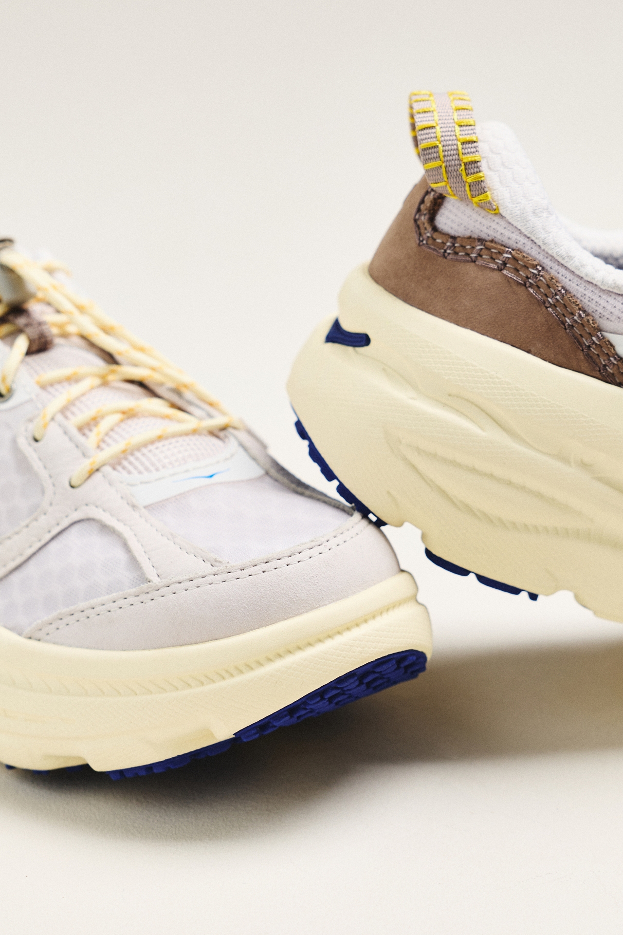 HOKA® Bondi B3LS Sneakers