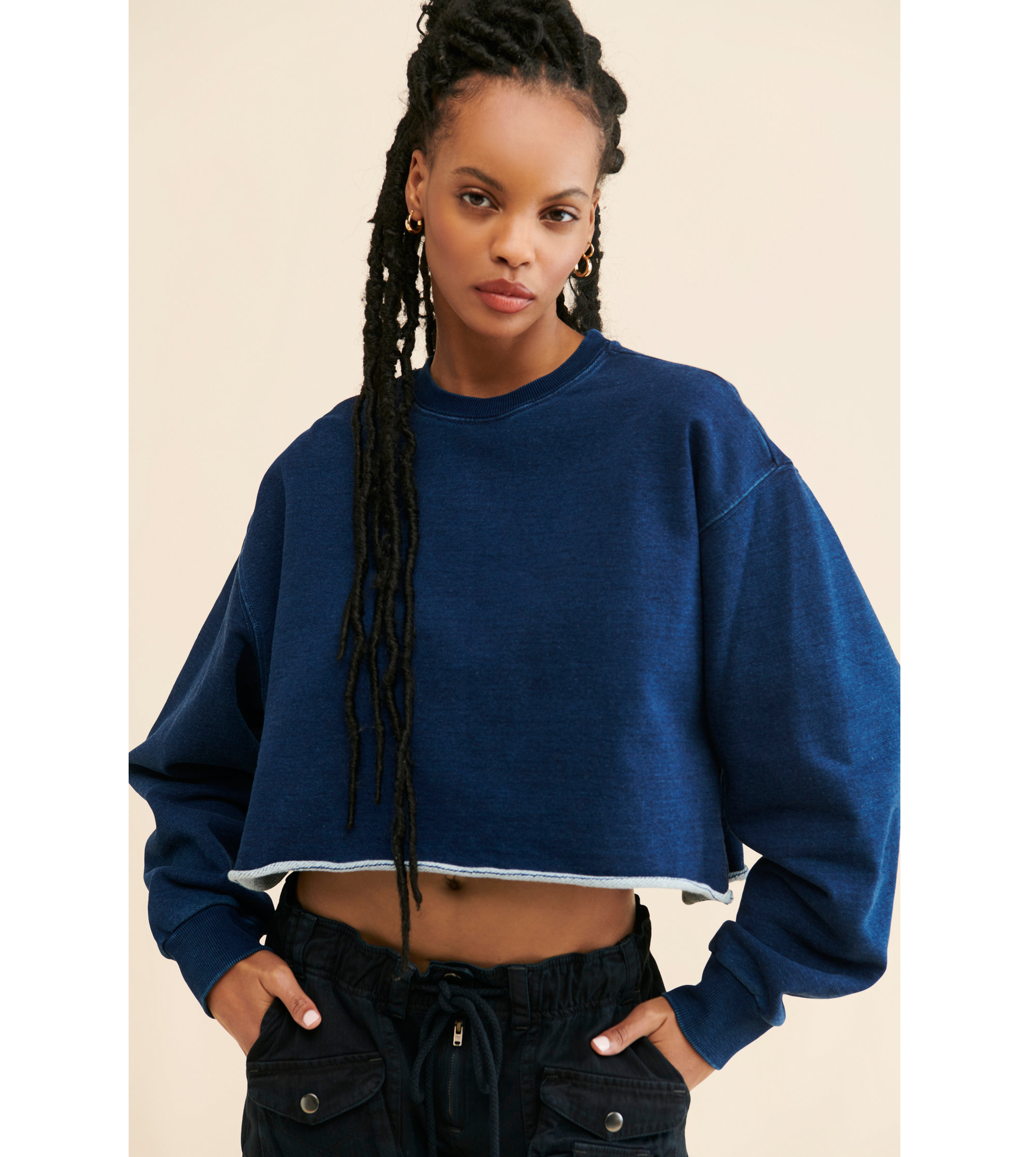 Cropped Baggy Sweatshirt - Image 1