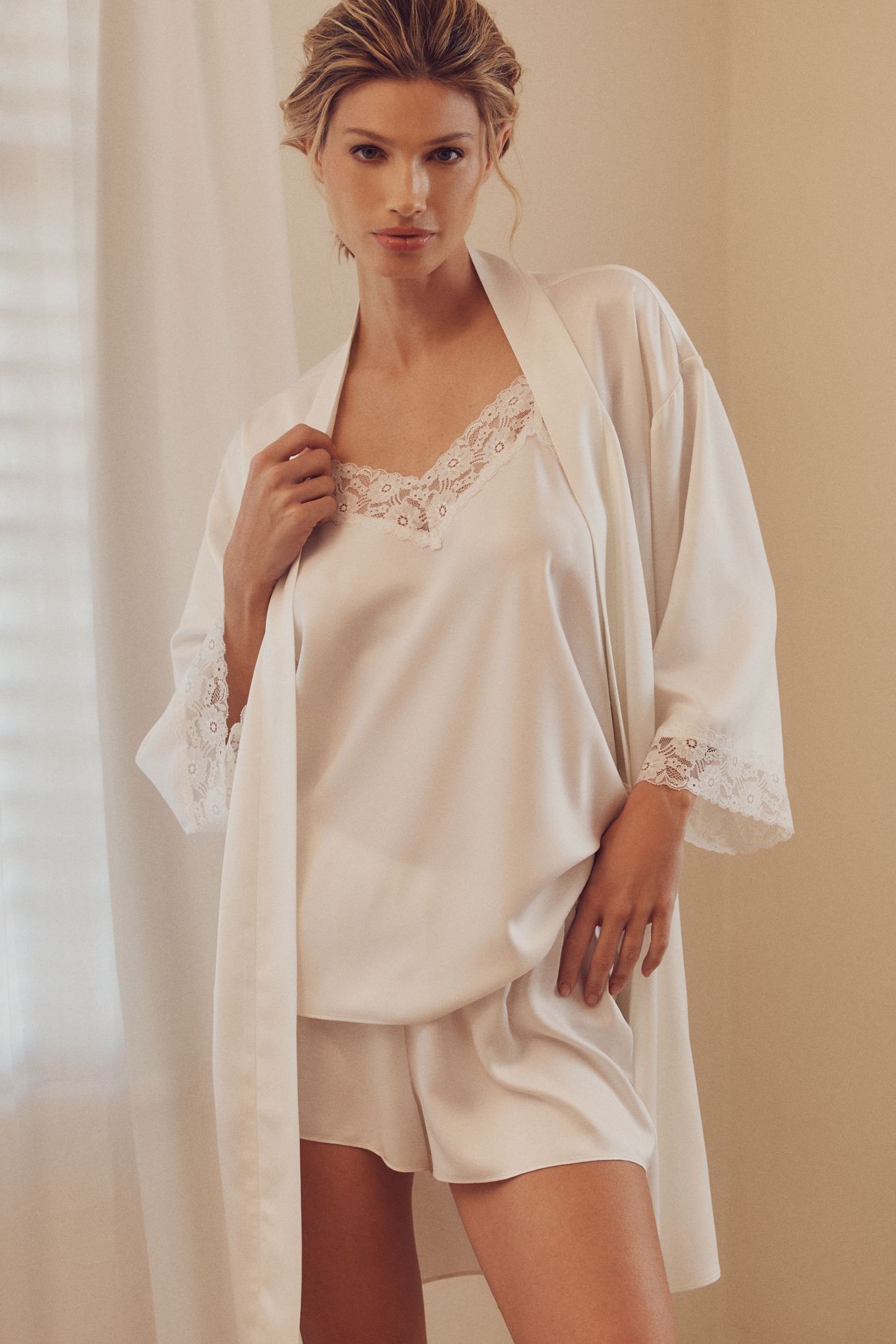 Flora Nikrooz Sabrina Bride Pajamas & Robe Travel Set - Ivory, Standard, M