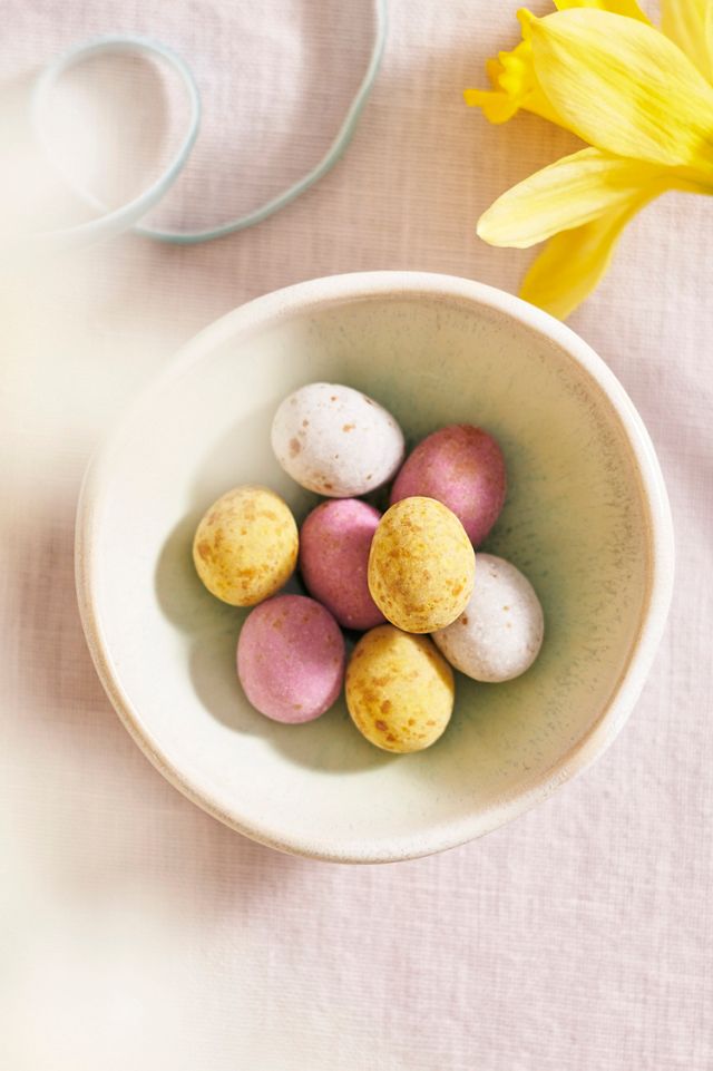 Charbonnel et Walker Easter Bunny Milk Chocolate Mini Eggs #1