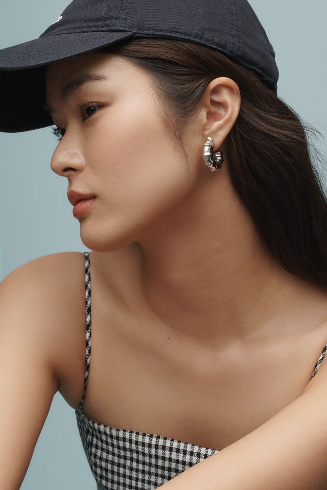 Petites boucles d'oreilles créoles en bambou métallique #2