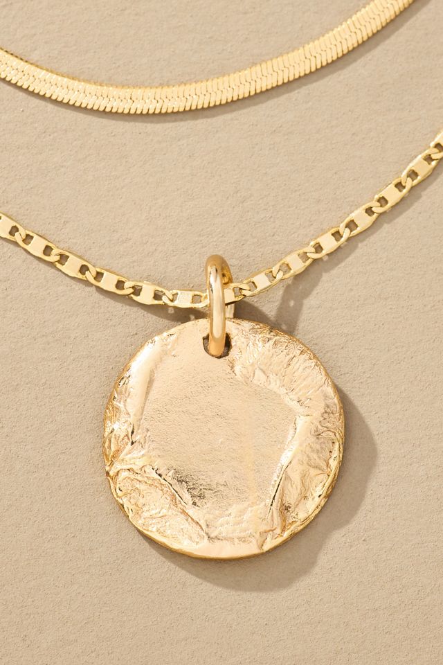 Collana a Strati con Ciondolo a Moneta #1