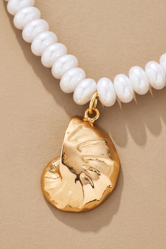 Beaded Pendant Necklace