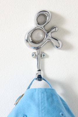 Bubble Ampersand Symbol Hook