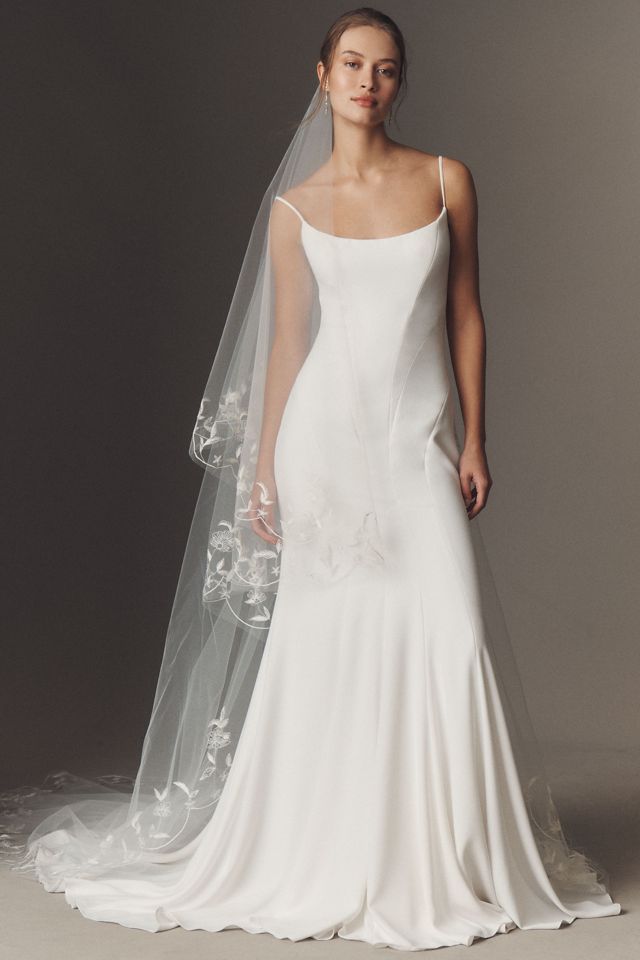 Enaura Pearl Appliqué Cathedral Veil #1