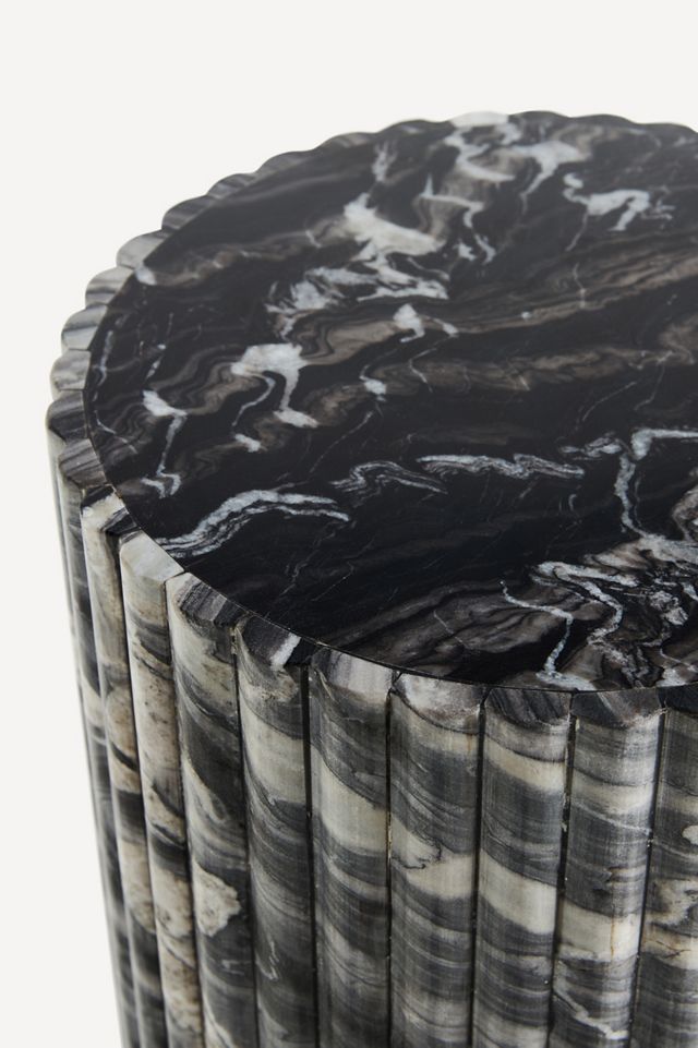 Kanta Plinth Marble Pedestal #1