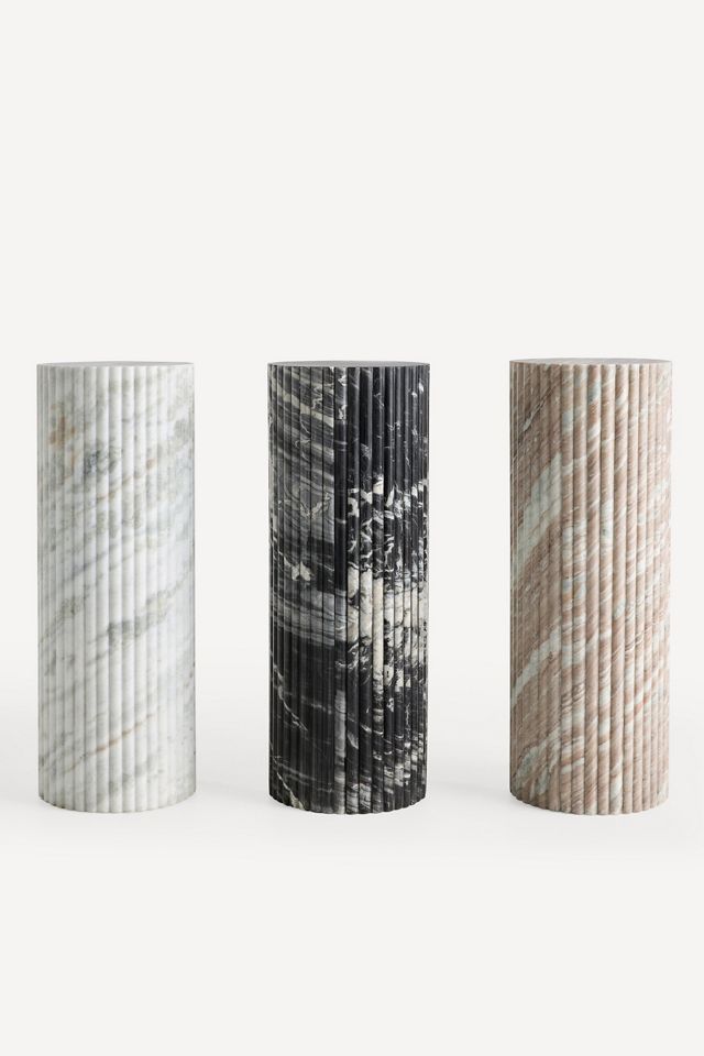Kanta Marble Plinth #1