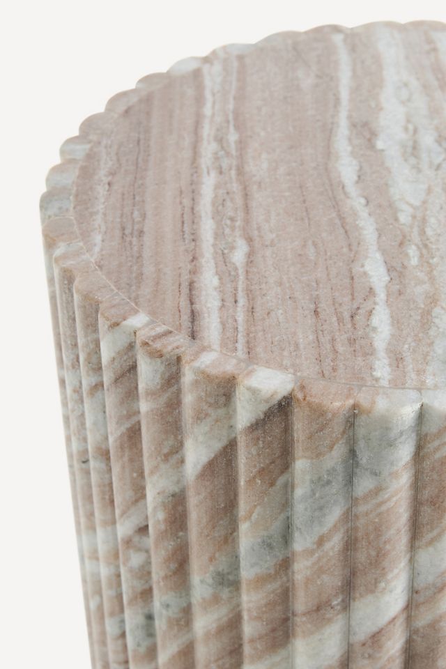 Kanta Marble Plinth #3