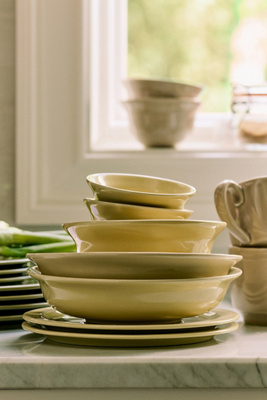 Anthropologie Reeves Portuguese Stoneware Pasta Bowls, Set Of 4 In Yellow