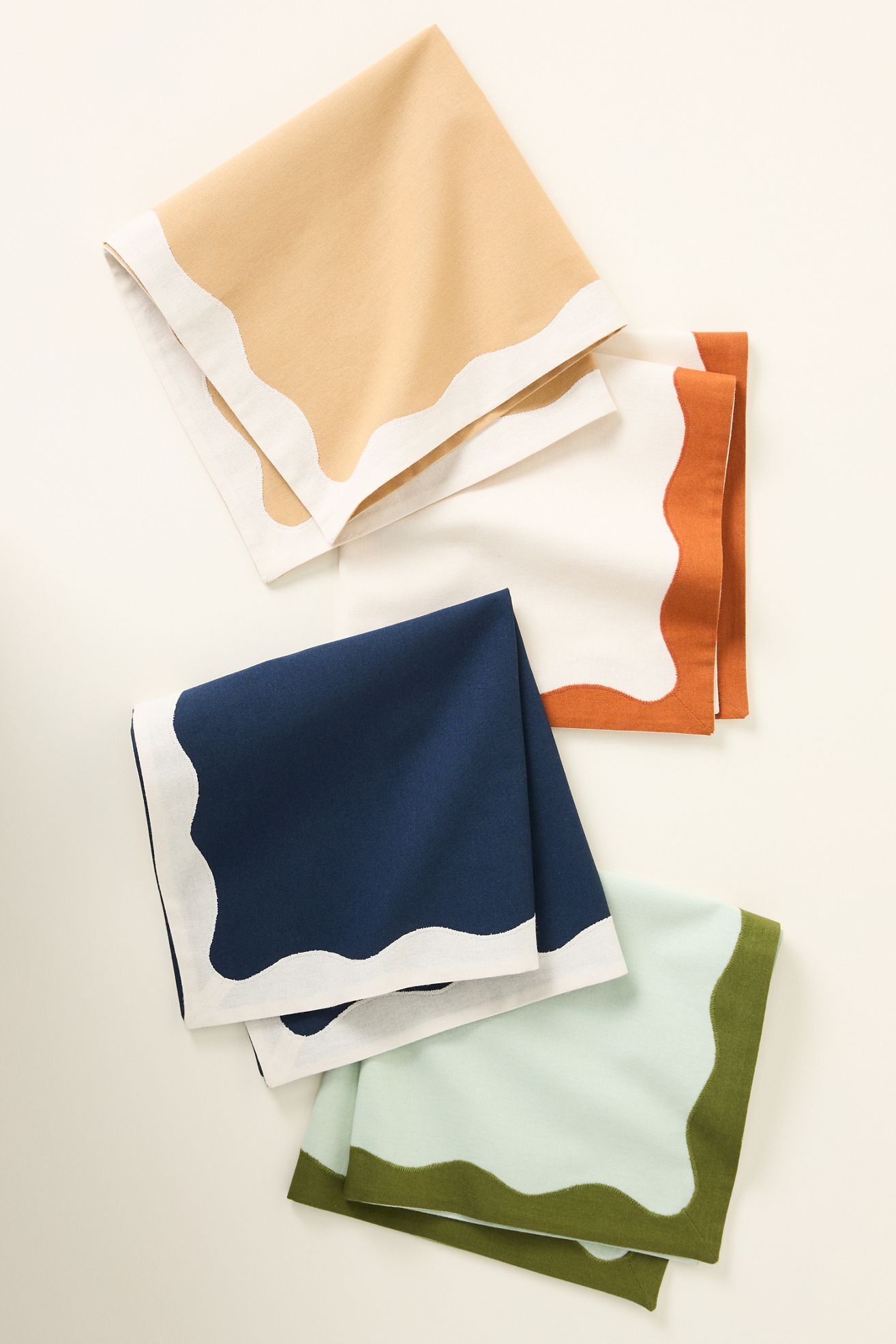 Ruby Scallop-Border Napkins, Set of 4 - Mix Solid, Set Of 4