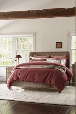 Aria Classic Oak Wood Bed