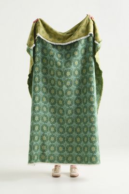 Woven Jacquard Patterned Throw Blanket