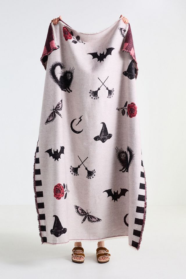 Woven Jacquard Patterned Throw Blanket #1