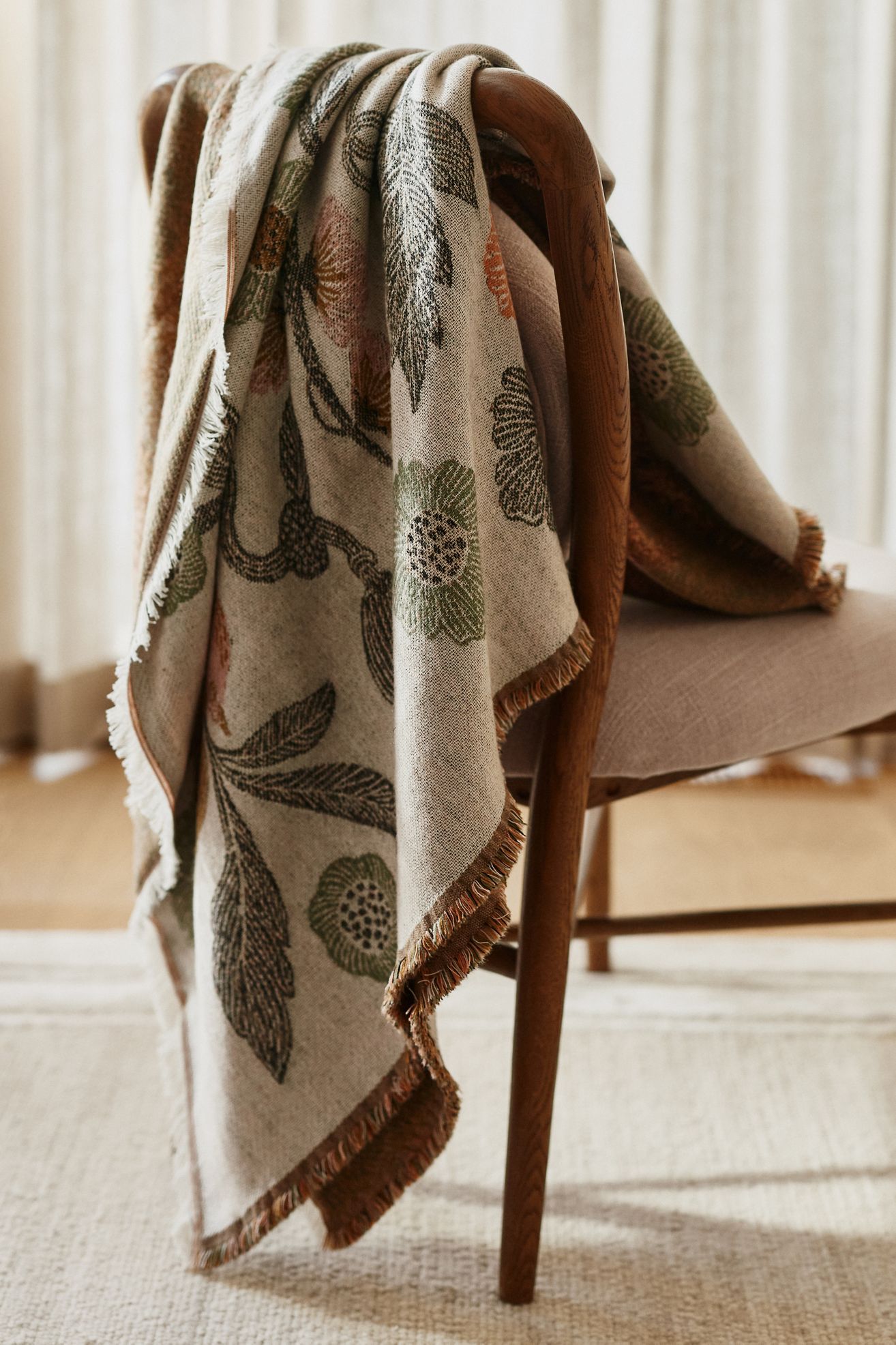 Woven Jacquard Patterned Throw Blanket - Claudette, 50" x 70"