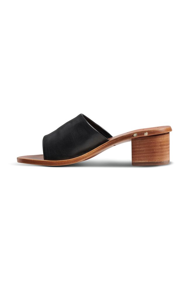 beek Emerald Heels #1
