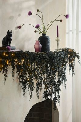 LED Cascading Black Boughs Garland