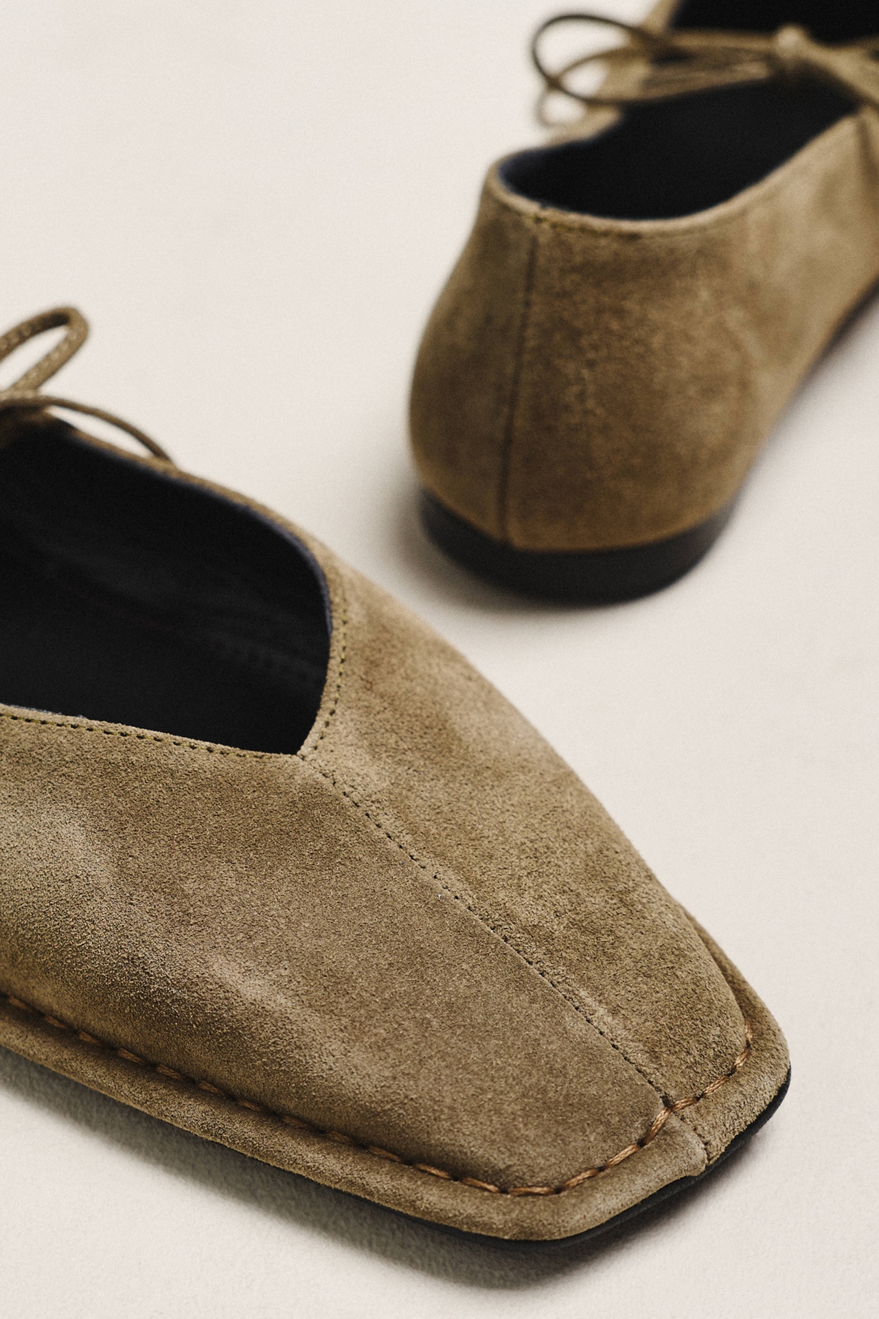ALOHAS Sway Suede Ballet Flats
