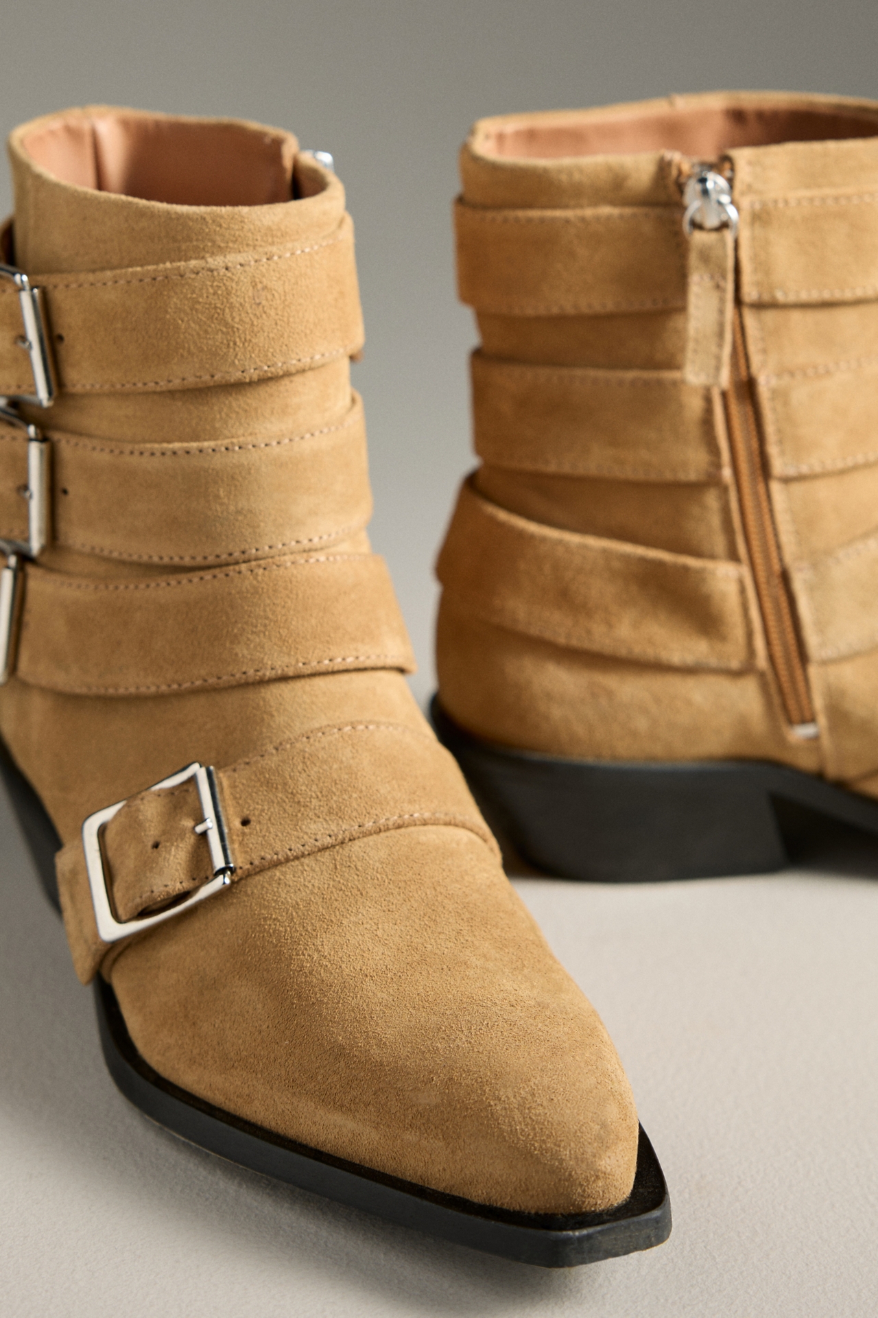 ALOHAS Eras Suede Leather Ankle Boots