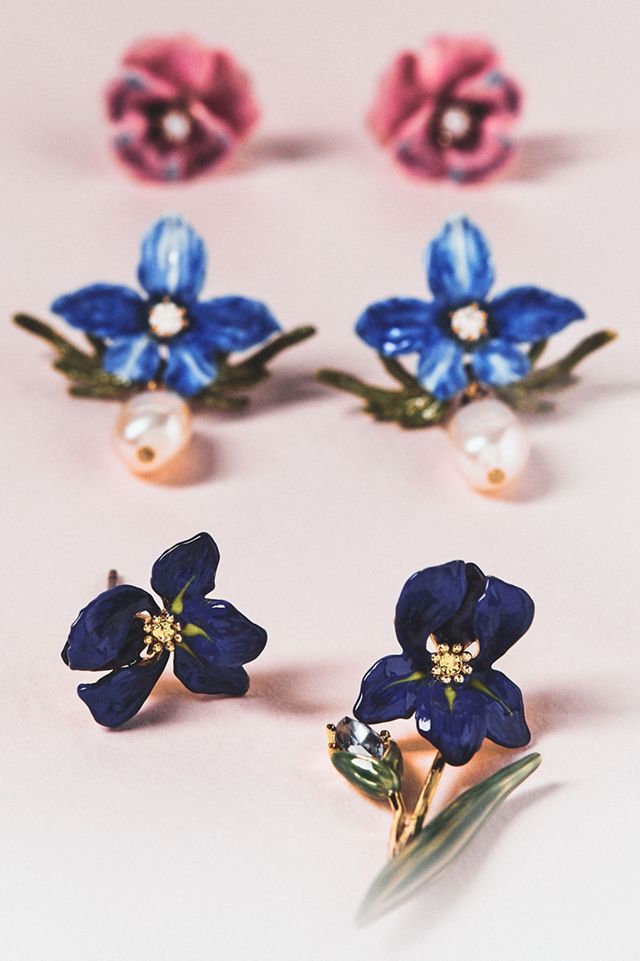 Les Néréides Thousand Pansies Violette and Baroque Pearl