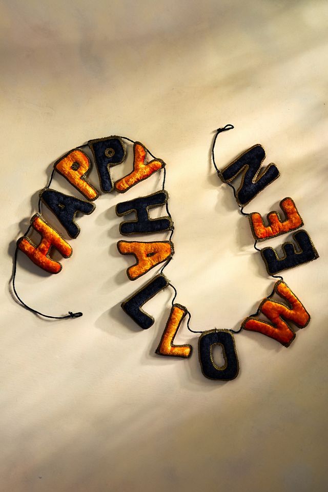 Happy Halloween Velvet Garland #1