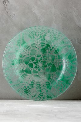 Frosted Doily Dinner Plate