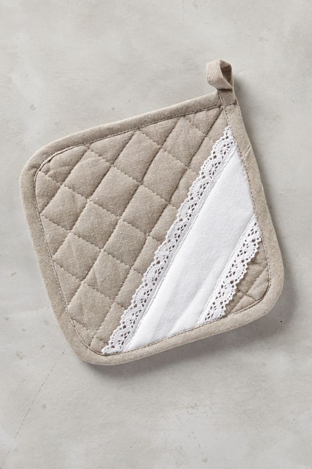 Lace-Crossed Pot Holder #1