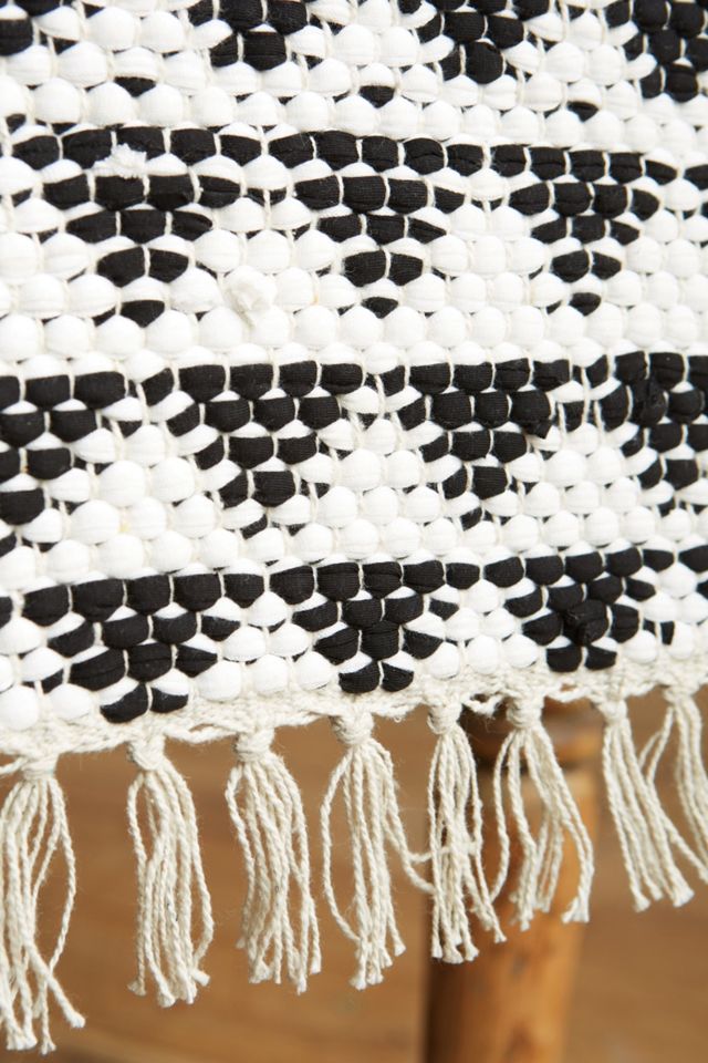 Woven Pyramid Runner #2