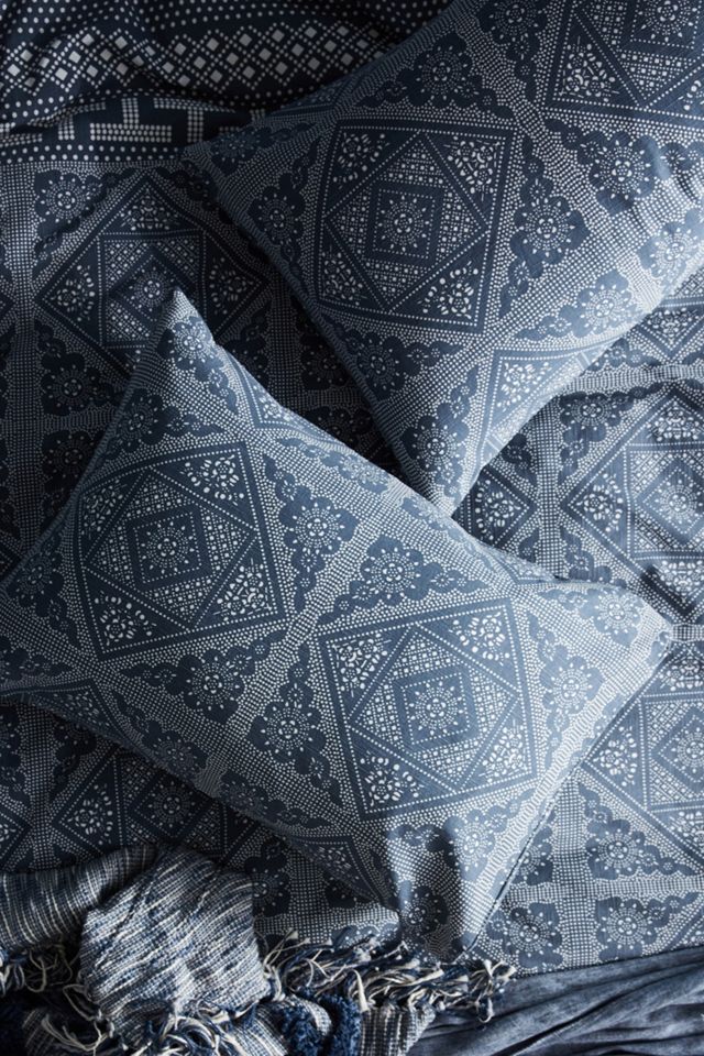 Kerchief-Printed Shams