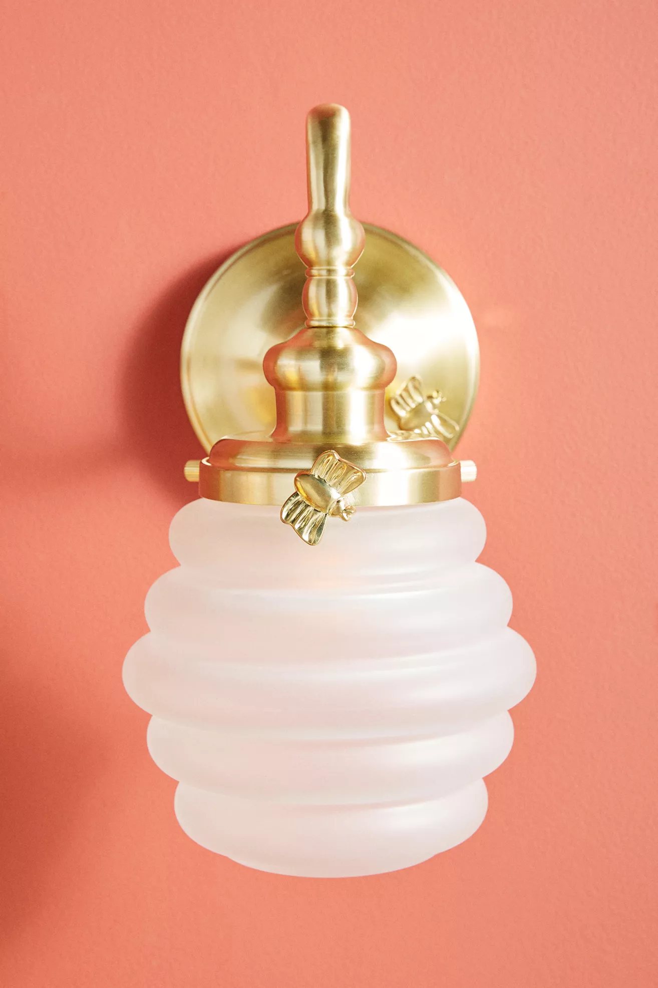 Bumblebee Sconce - thumbnail 3