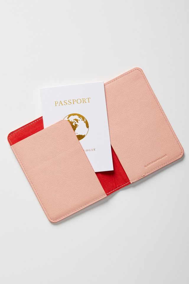 Primrose Passport Holder #2