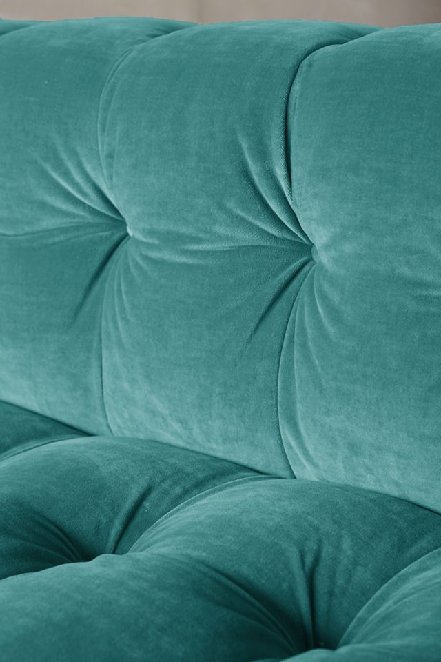 Velvet Kettleby Right Sectional #4