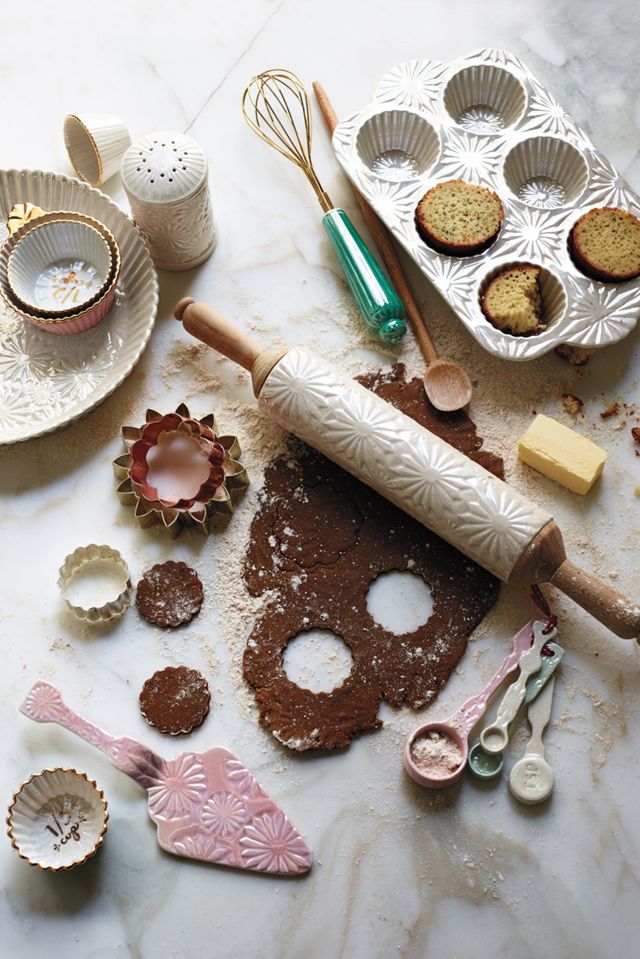 Raised Bloom Muffin Pan #3