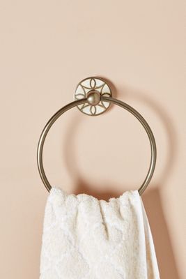 Launis Towel Ring