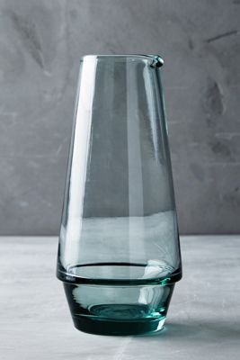 Chatoyant Carafe