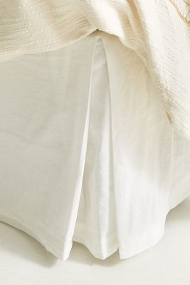 Anthropologie Relaxed Cotton-linen Bed Skirt By  In White Size Queen Skrt