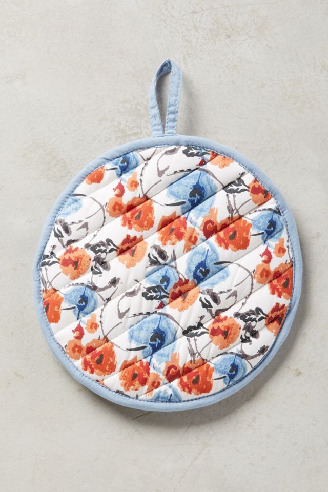 Lucerne Pot Holder #3