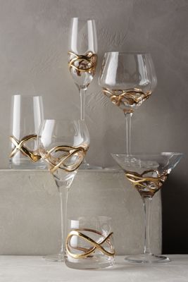 Glimmer-Wrapped White Wine Glass