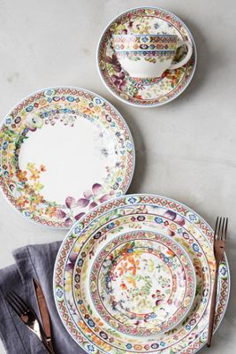 Gien Bagatelle Five-Piece Place Setting