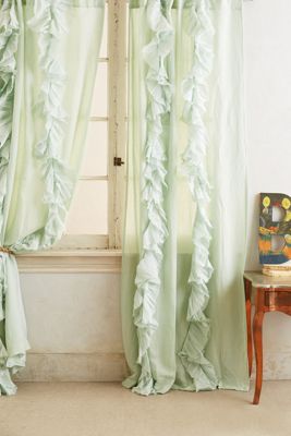 Wandering Pleats Curtain