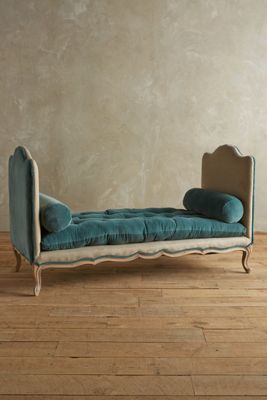 Vilas Velvet Daybed
