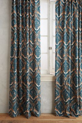 Tiled Crest Curtain